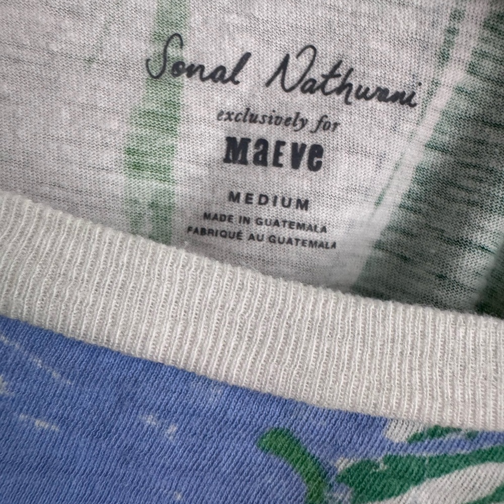 Maeve Fresh White and Green Long Sleeve Crop Tshirt - Picture 3 of 4